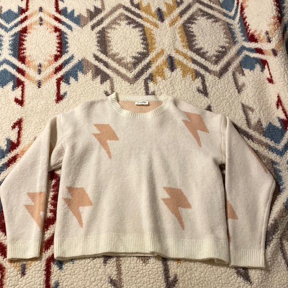 Storia Lightning Bolt Sweater - Picture 1 of 2